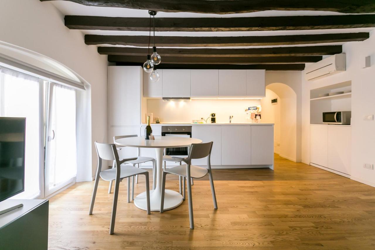 Mortara Navigli Apartments มิลาน ภายนอก รูปภาพ