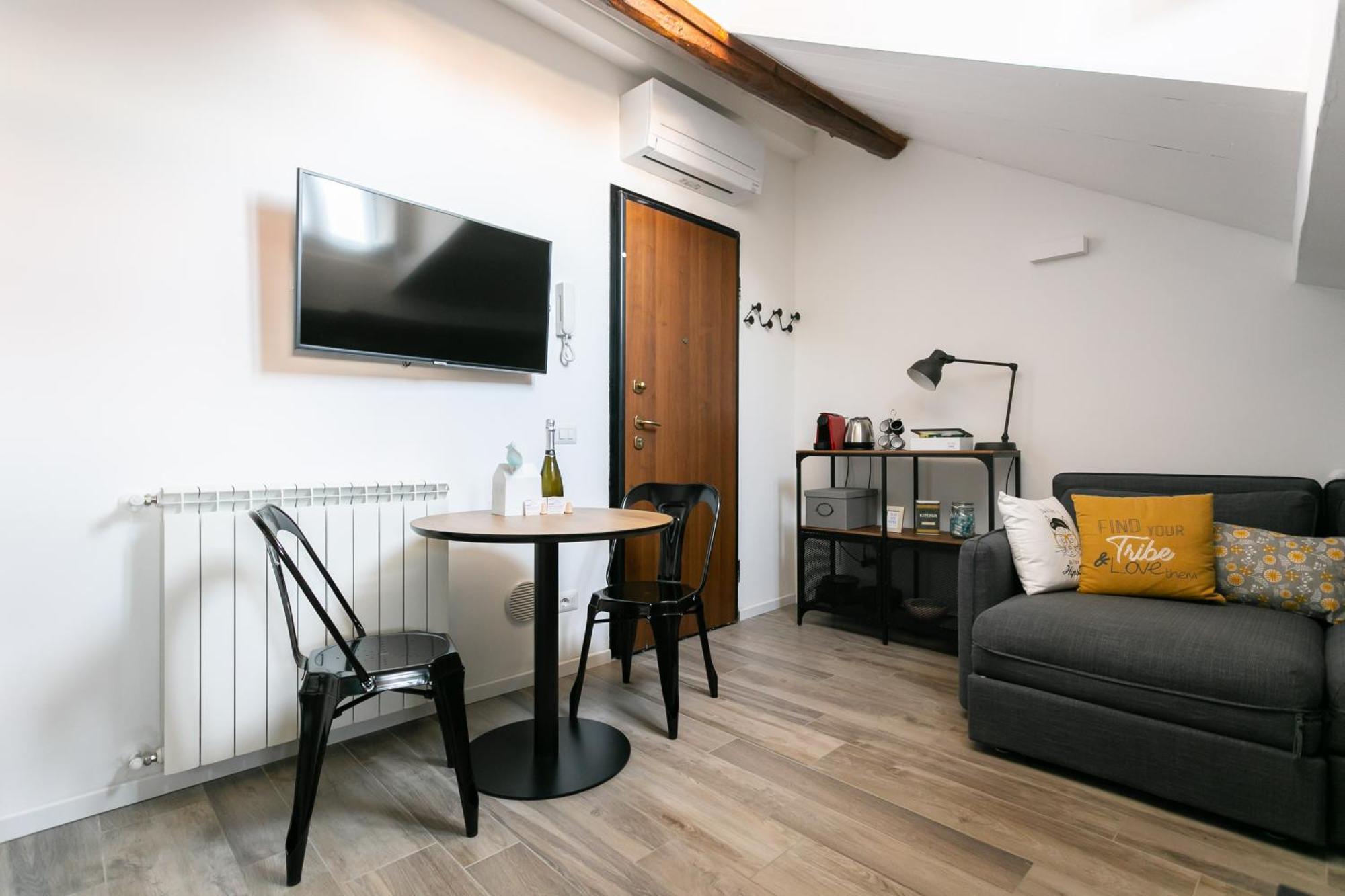 Mortara Navigli Apartments มิลาน ภายนอก รูปภาพ